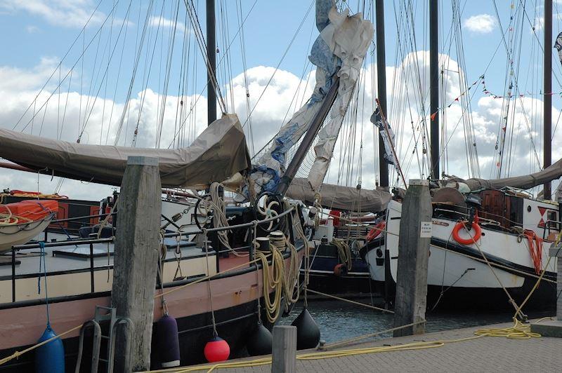Hafen in Nes auf Ameland